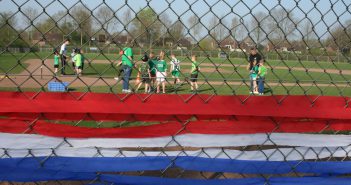 Koningsspelen OBS de Beelen bij honk- en softbalclub Leek