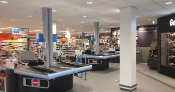 31-jarige man uit Leek aangehouden na stiekem filmen van vrouwen in supermarkt