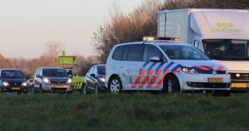 16 kilometer langzaam rijdend verkeer op de A7 door ongeval