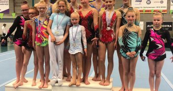 Zes medailles voor Adonis Sportacrobatiek tijdens het Open Fries Kampioenschap
