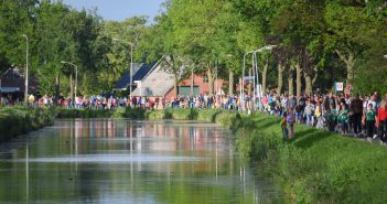 Finaleavond van de Leekster Wandelvierdaagse met 1200 lopers (Foto’s/video)