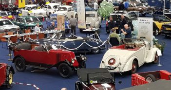 Druk bezochte 24e Oldtimer & Classic Beurs in Leek