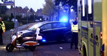 Scooterrijder gewond na botsing op fietspad langs de Lindensteinlaan