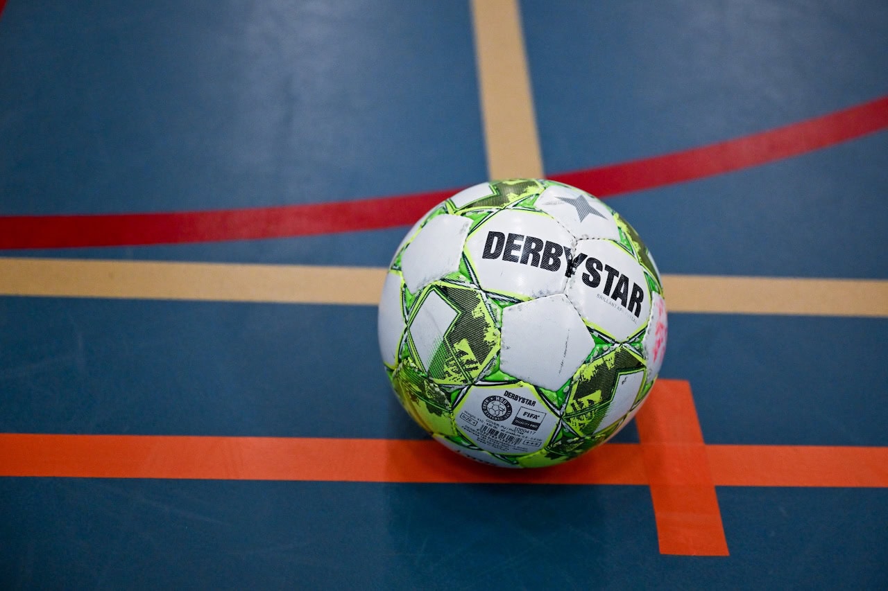 Lycurgus-RWF voor het eerst in historie B-finale van Leekster Voetbalgala