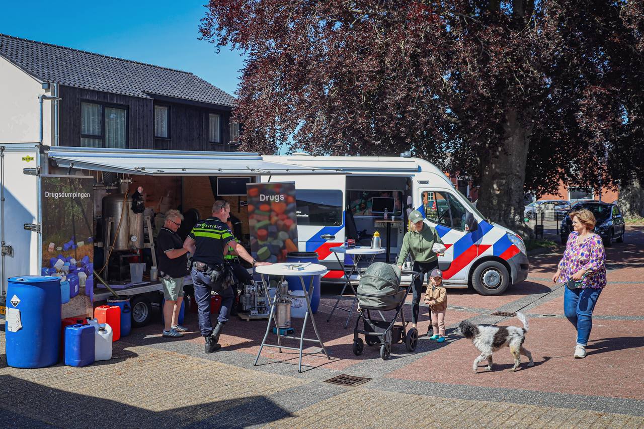 Drugslabs dichterbij dan je denkt; Speedmobiel opent ogen in Tolbert, Zevenhuizen en Leek