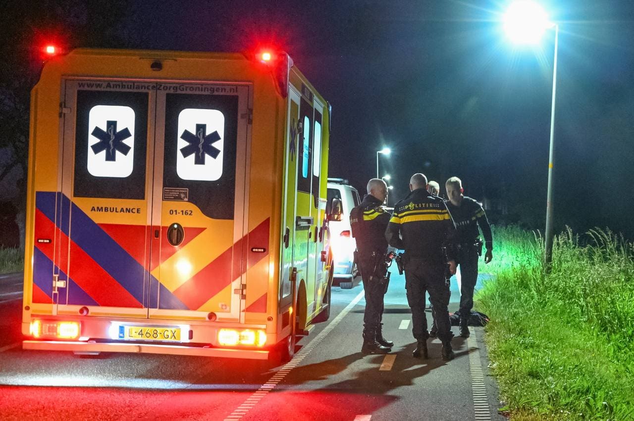 Man aangehouden na nachtelijke zoektocht in Grijpskerk; politiehelikopter en politiehonden ingezet