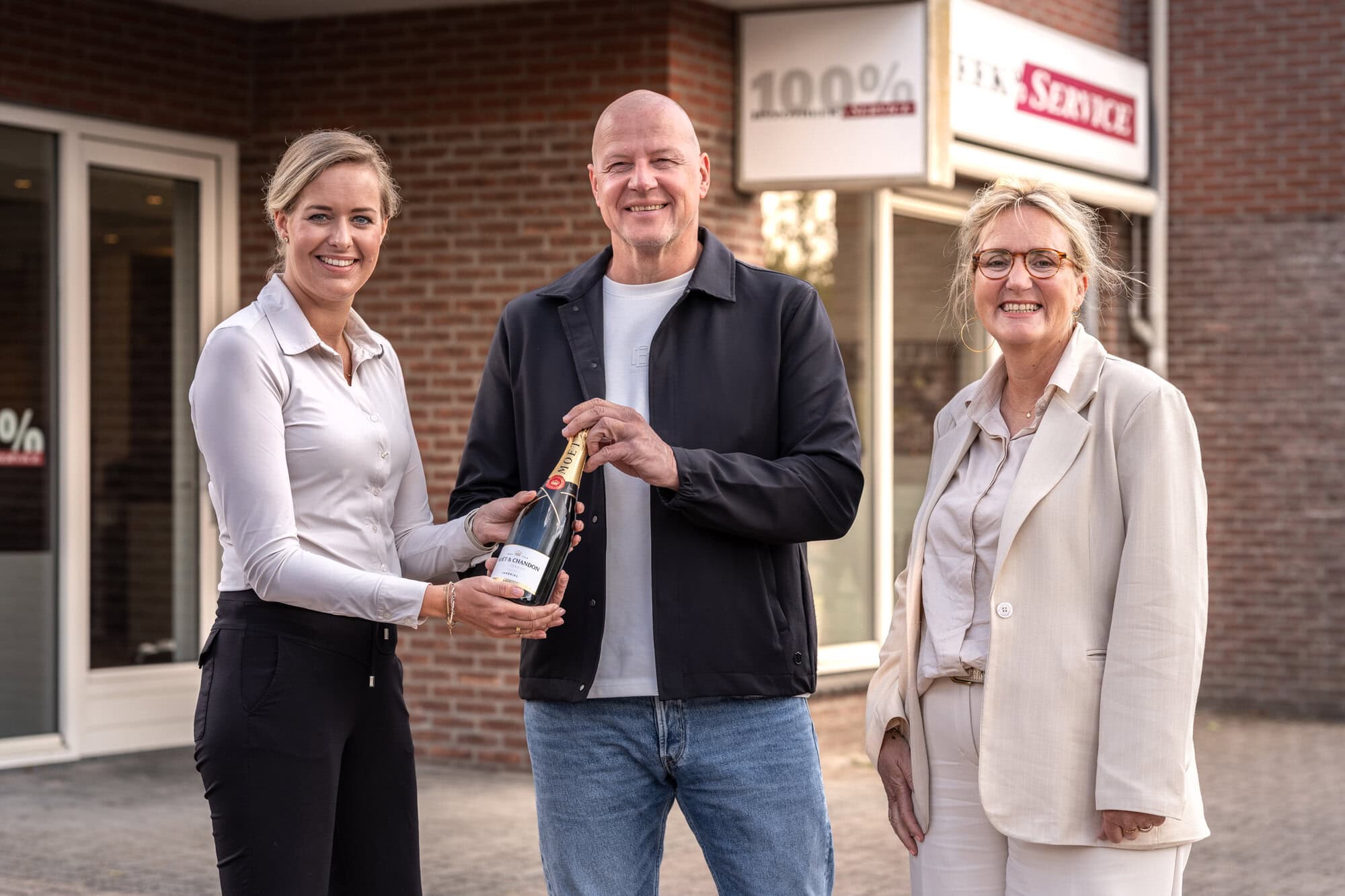Van teamlid tot eigenaar: Marije Jansema neemt HypotheekService Leek en Roden vol trots over