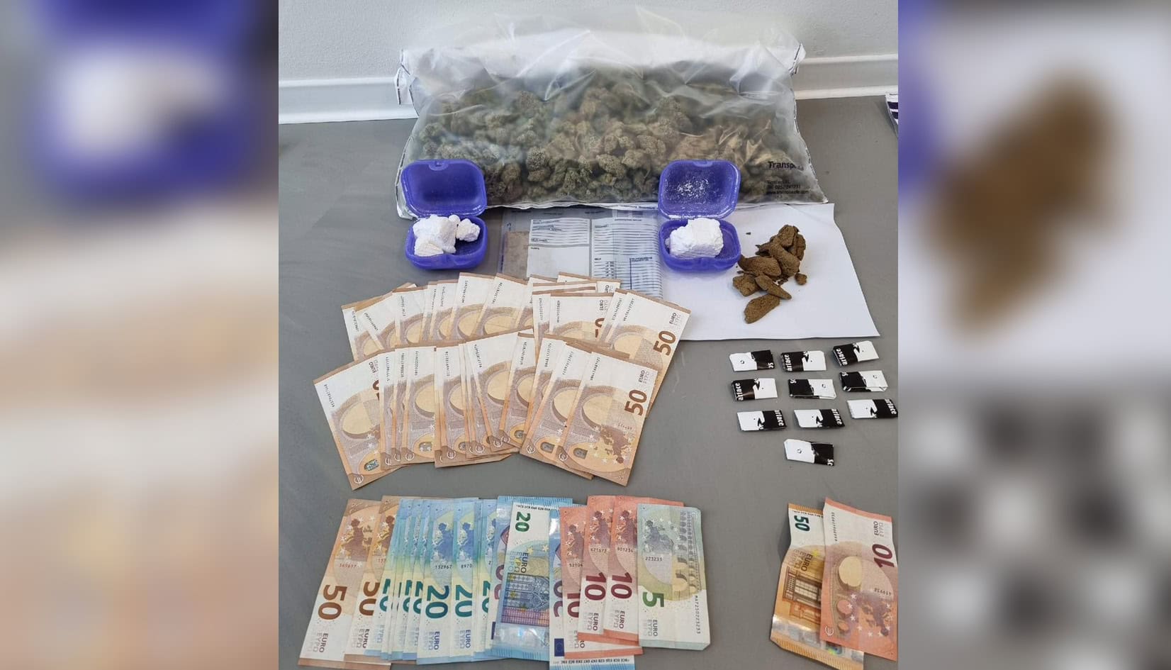 Politie Westerkwartier rolt drugsdealer op; contant geld en drugs in beslag genomen en één persoon a