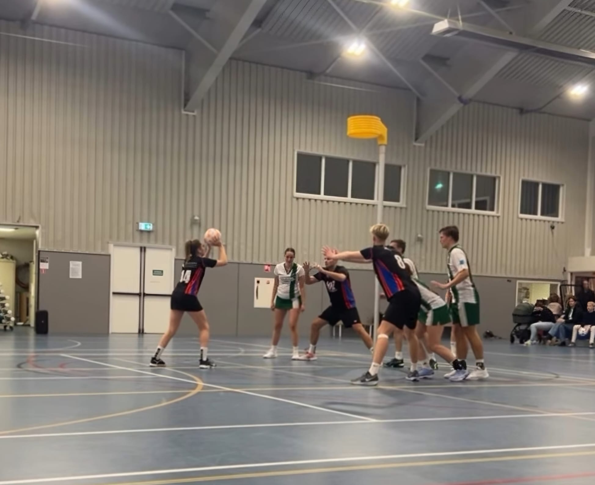 KVW’22 opent zaalseizoen met 19-13 overwinning op ROG