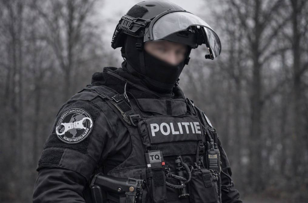 Mannen (28 en 61) uit Leek verdachten in onderzoek naar witwassen en drugshandel