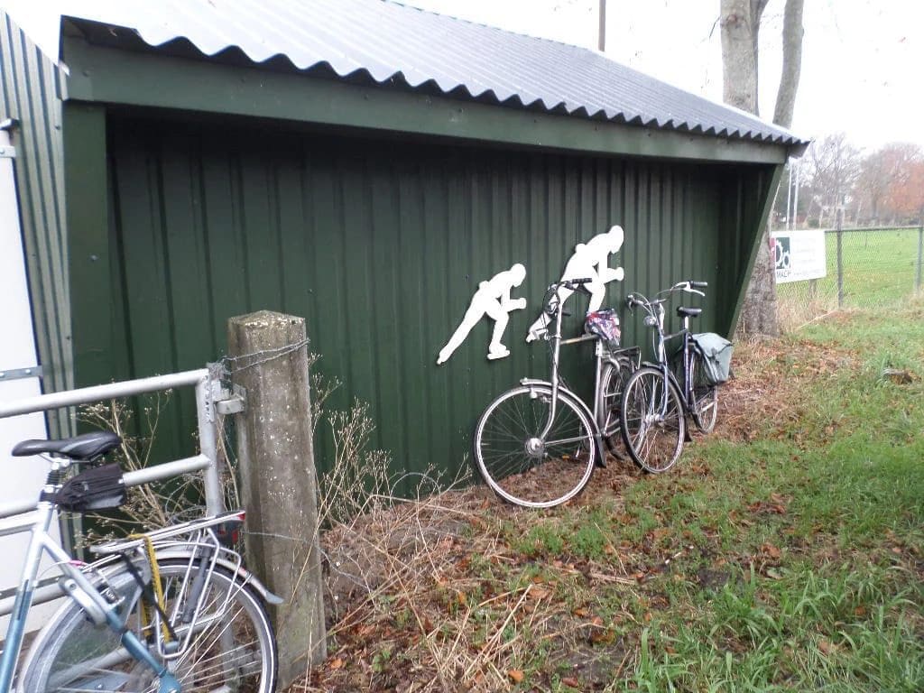 Twee schaatsers verdwenen van gebouw bij oude ijsbaan Tolbert: 