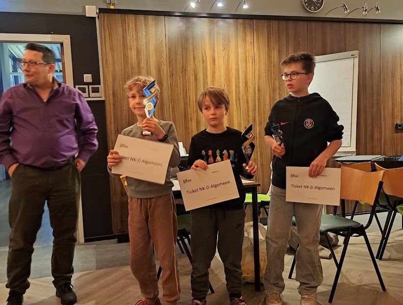 Rens (9) plaatst zich voor NK schaken na derde plaats
