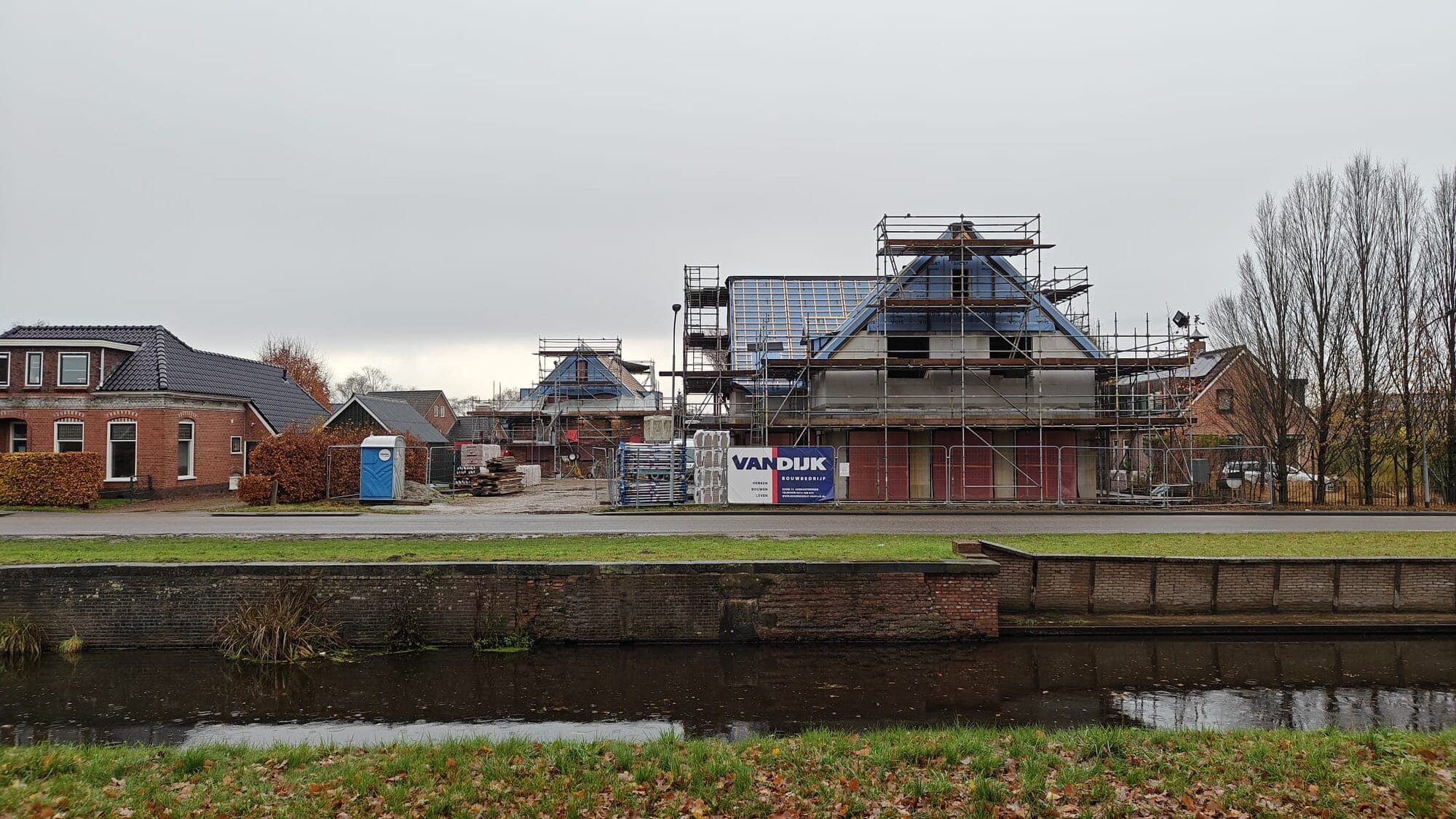 Snackbar aan Diepswal in Leek mag er komen ondanks juridische strijd overbuurvrouw