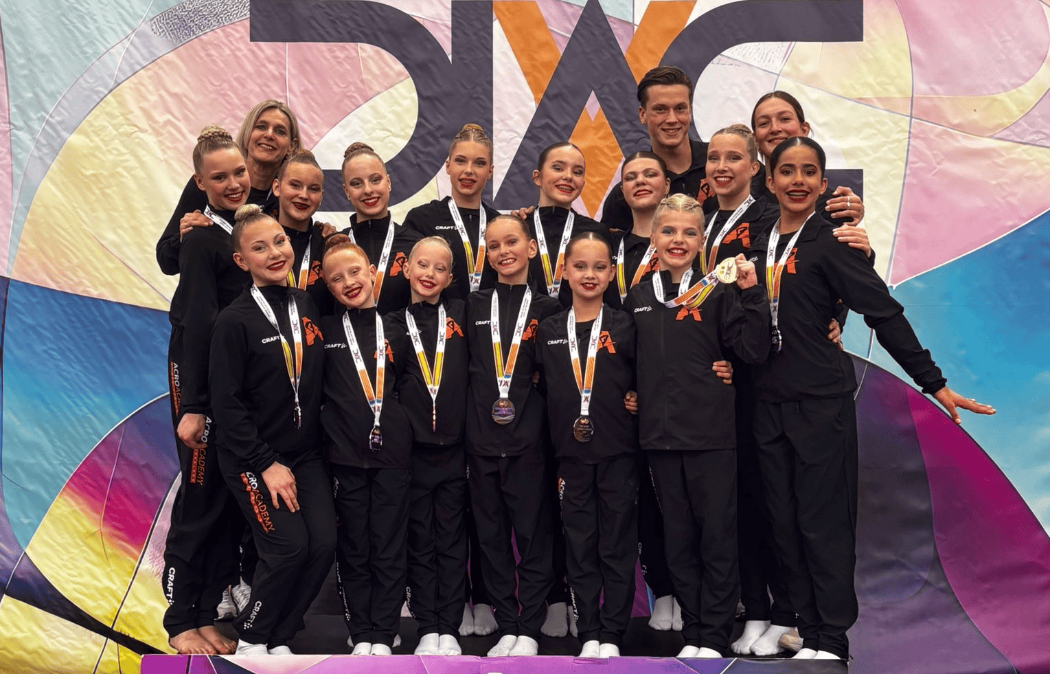 Goud, zilver en brons: Acro Academy Noord Nederland schittert op DIAC in Valencia