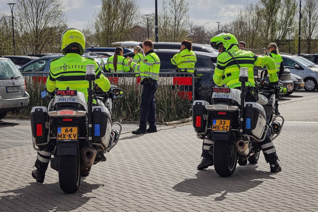 Resultaten verkeerscontrole A7 Leek: 445 snelheidsovertredingen, 131 diverse bekeuringen, Belastingd
