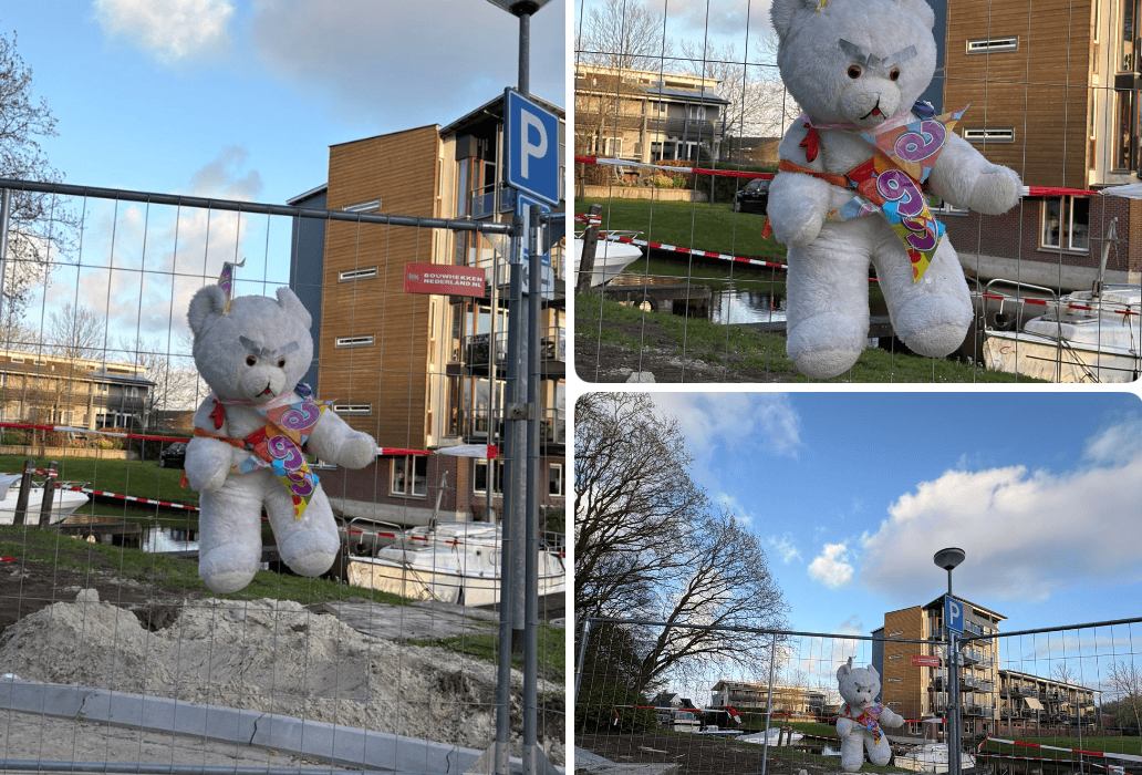 Versierde knuffelbeer duikt op in Roden en Leek: 'Mogelijk 9-jarig kind thuis in tranen'. Wie weet m