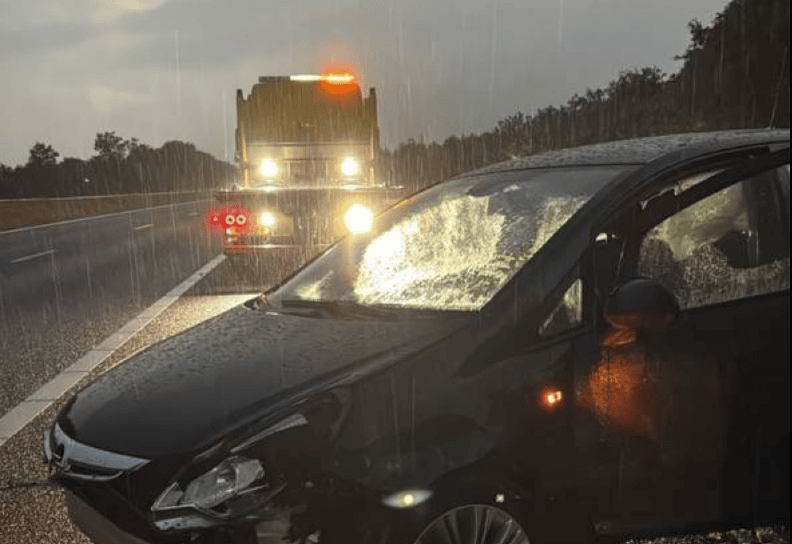 Automobilist onder invloed veroorzaakt eenzijdig ongeluk op A7 bij Marum en wordt aangehouden