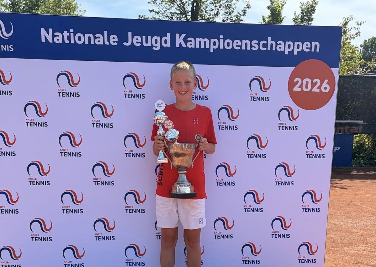 Historische dag voor TC Nienoord: Thijs van der Ploeg twee keer Nederlands kampioen