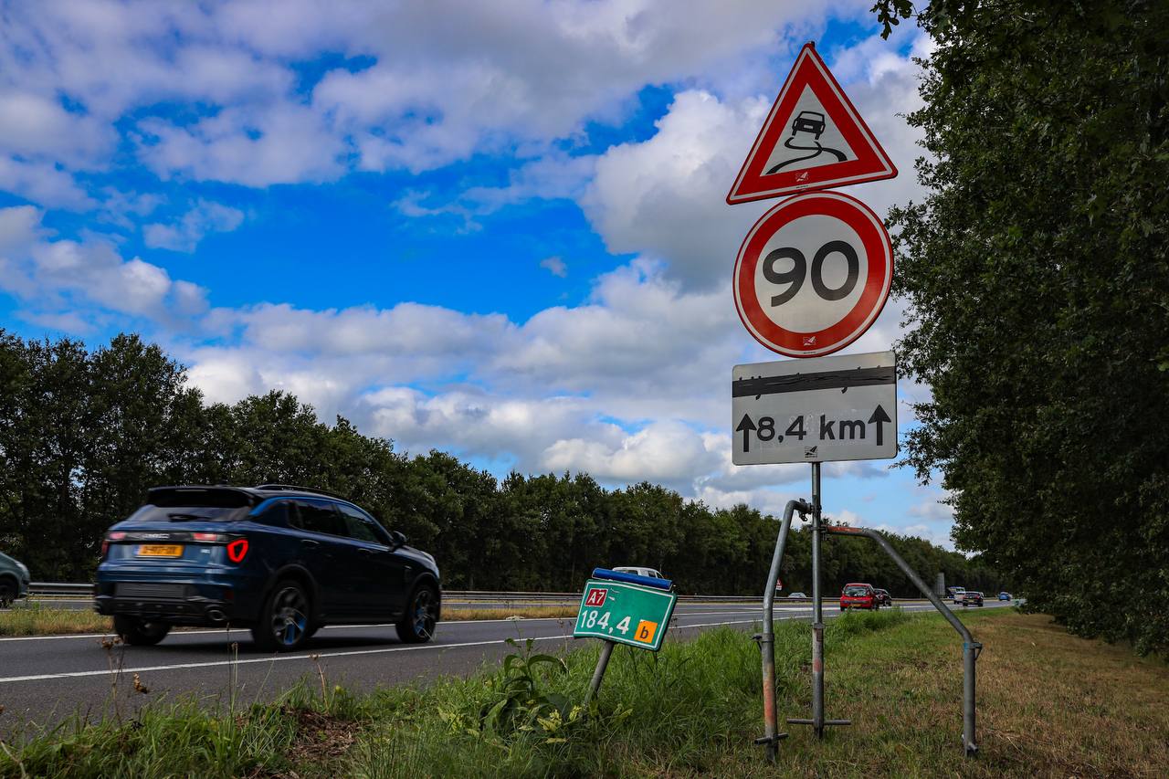 Maximumsnelheid A7 tussen Leek en Groningen tijdelijk verlaagd naar 90 kilometer per uur