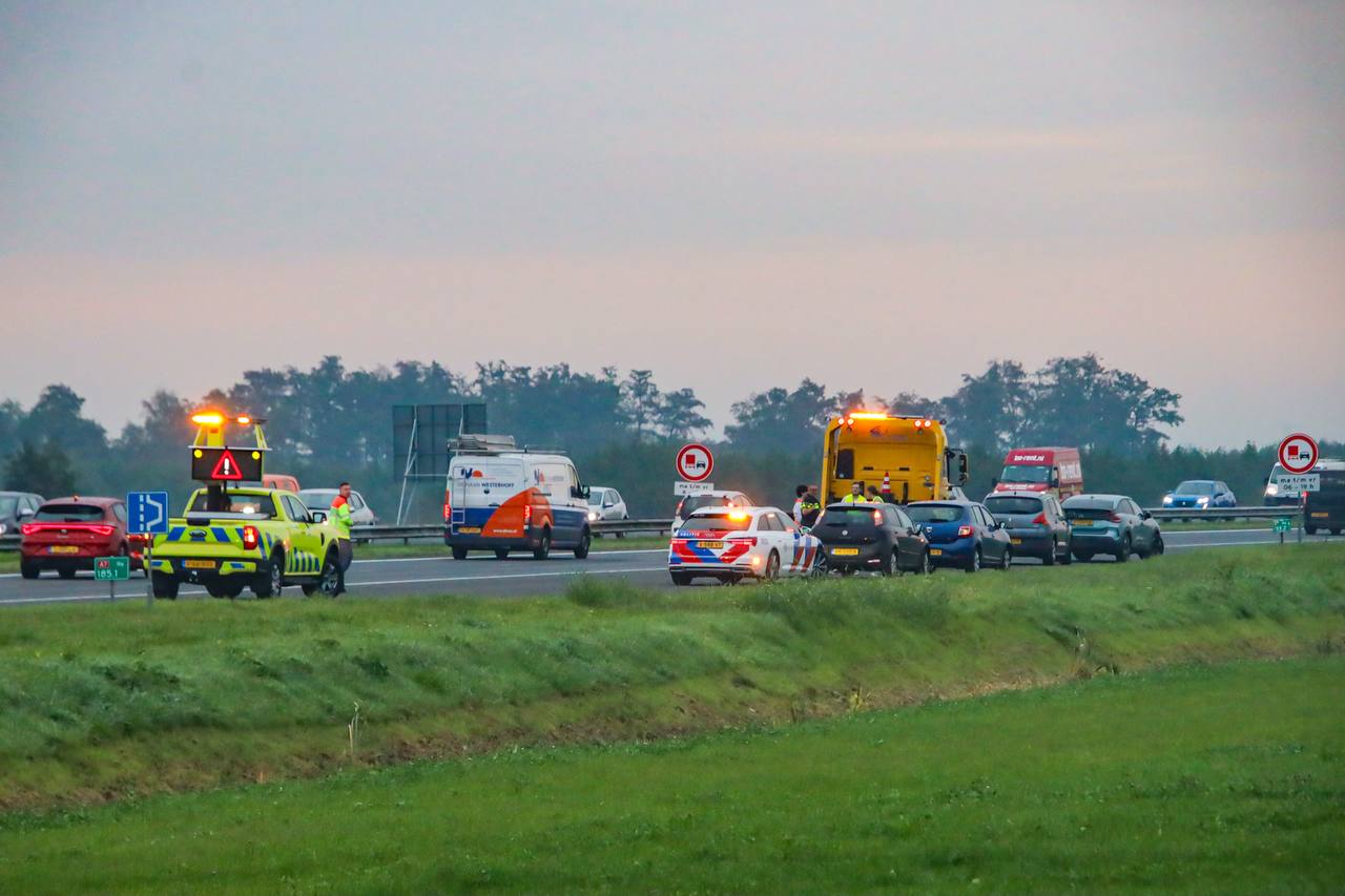 Flinke file op A7 richting Groningen na ongeval bij Leek