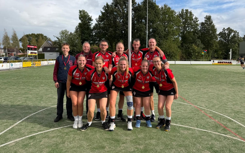 Sparta 4 kroont zich tot kampioen na overwinning op Noordenveld